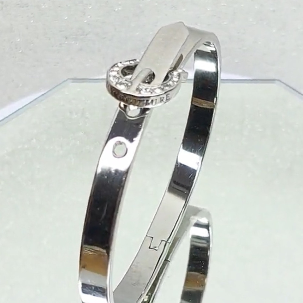 🎁Vintage Juicy Couture -  Belt Buckle Bracelet, adjustable🎁 🆕 - Picture 6 of 6